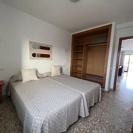Acuario Sol Apartment *
